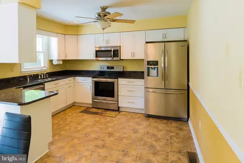 Kitchen - 9608 Middleridge Ct, Brandywine, MD 20613 photo 1 of 4