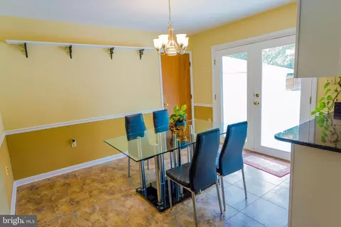 Dining - 9608 Middleridge Ct, Brandywine, MD 20613 photo 2 of 2