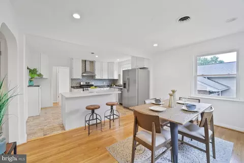 4609 22nd Ave, Mount Rainier, MD 20712 photo 4
