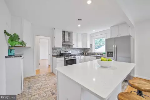 4609 22nd Ave, Mount Rainier, MD 20712 photo 8
