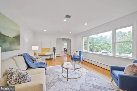 4609 22nd Ave, Mount Rainier, MD 20712 photo 3