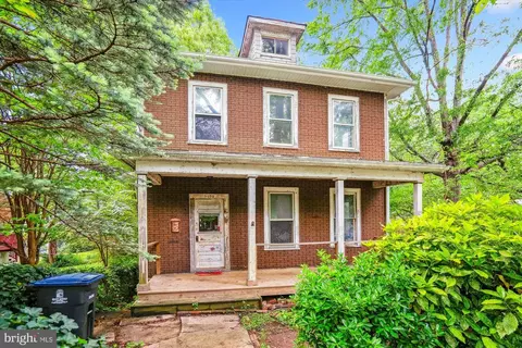 3101 Perry St, Mount Rainier, MD 20712 photo 1