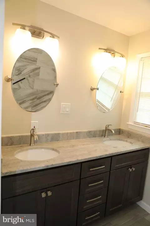 Bath - 2616 Osage St, Hyattsville, MD 20783 photo 2 of 3