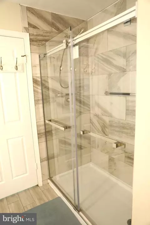 Bath - 2616 Osage St, Hyattsville, MD 20783 photo 1 of 3