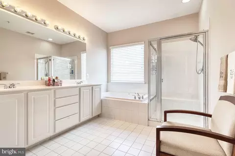 Bath - 7419 Near Thicket Way, Laurel, MD 20707 photo 1 of 4