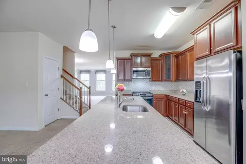 2527 Campus Way N #69, Lanham, MD 20706 photo 7