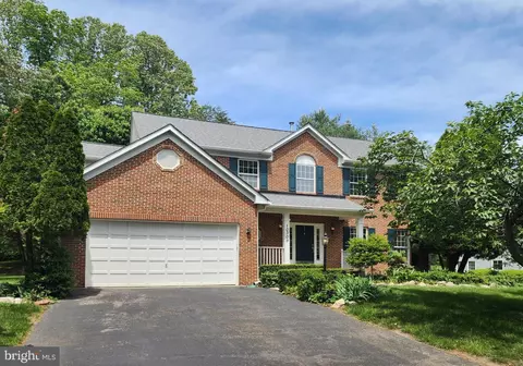 10309 Grandhaven Ave, Marlboro, MD 20772