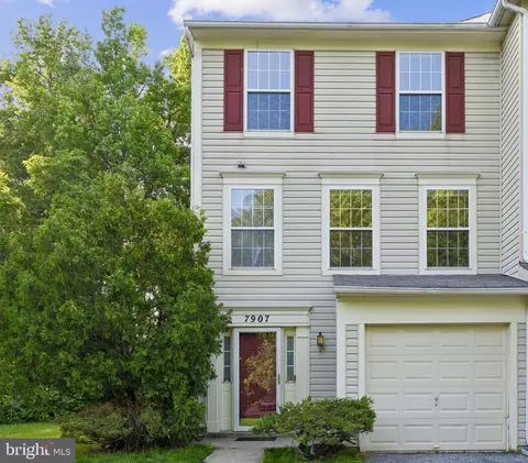 7907 Fox Park Ct, Clinton, MD 20735