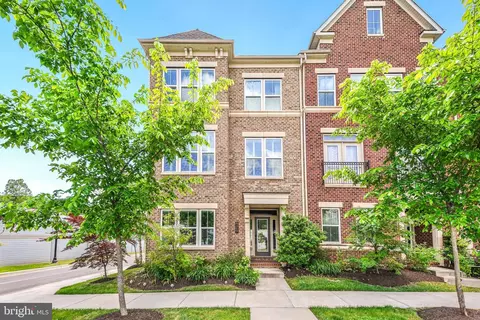 8309 Miner St, Greenbelt, MD 20770