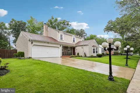 9319 Lancelot Rd, Fort Washington, MD 20744