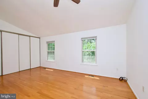 10303 Broom Ln, Lanham, MD 20706 photo 24