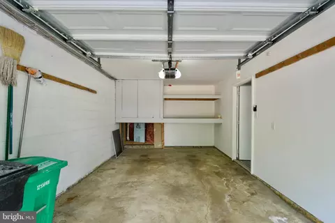 10303 Broom Ln, Lanham, MD 20706 photo 44