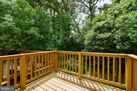 10303 Broom Ln, Lanham, MD 20706 photo 22