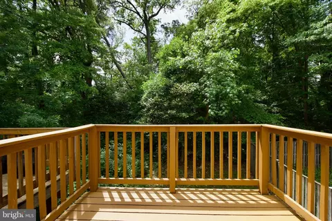 10303 Broom Ln, Lanham, MD 20706 photo 23
