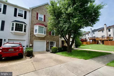 10303 Broom Ln, Lanham, MD 20706