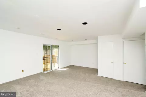 10303 Broom Ln, Lanham, MD 20706 photo 39