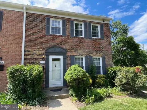 7972 Lakecrest Dr, Greenbelt, MD 20770