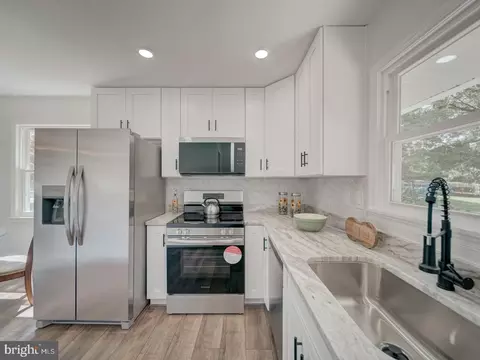 Kitchen - 9014 Volta St, Lanham, MD 20706 photo 3 of 5