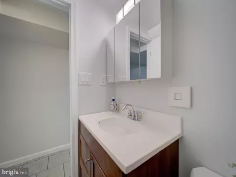 Bath - 9014 Volta St, Lanham, MD 20706 photo 6 of 6