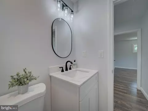 Bath - 9014 Volta St, Lanham, MD 20706 photo 2 of 6