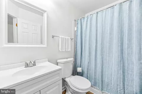 Bath - 10007 Tulip Tree Dr, Bowie, MD 20721 photo 2 of 2