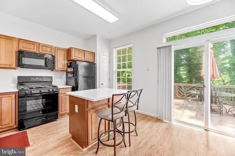 Kitchen - 10007 Tulip Tree Dr, Bowie, MD 20721 photo 9 of 9