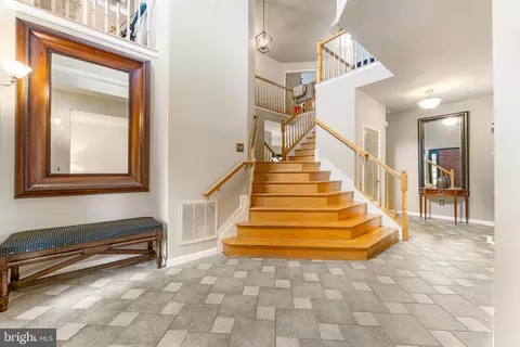 Entry Way - 6338 Kinsey Ter, Lanham, MD 20706 photo 3 of 7