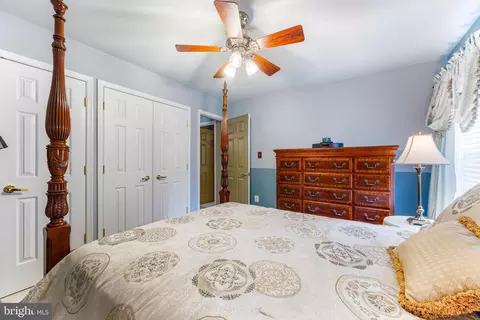 Bedroom - 6338 Kinsey Ter, Lanham, MD 20706 photo 4 of 8