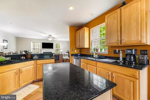 Kitchen - 6338 Kinsey Ter, Lanham, MD 20706 photo 3 of 8