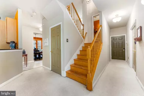 Entry Way - 6338 Kinsey Ter, Lanham, MD 20706 photo 6 of 7
