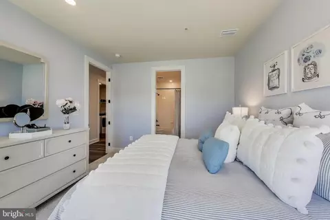 6501 Clubhouse Dr, Laurel, MD 20708 photo 34