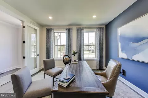 6501 Clubhouse Dr, Laurel, MD 20708 photo 19