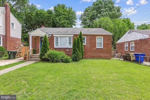 9717 Wichita Ave, College Park, MD 20740