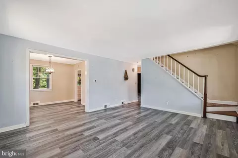 9425 Washington Blvd, Lanham, MD 20706 photo 6
