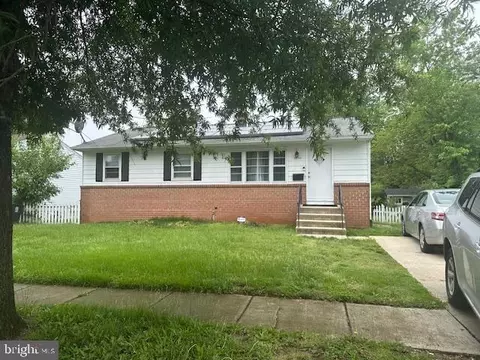 7520 Wilhelm Dr, Lanham, MD 20706