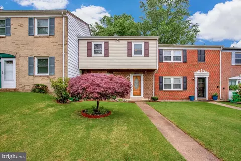 12507 Woodstock Dr E, Marlboro, MD 20772