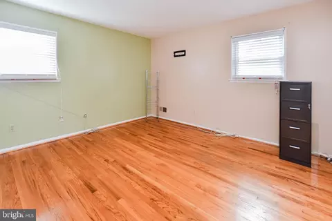 Bedroom - 6936 Lamont Dr, Lanham, MD 20706 photo 6 of 8