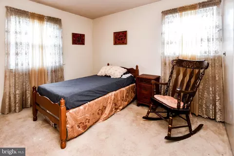 Bedroom - 6936 Lamont Dr, Lanham, MD 20706 photo 5 of 8