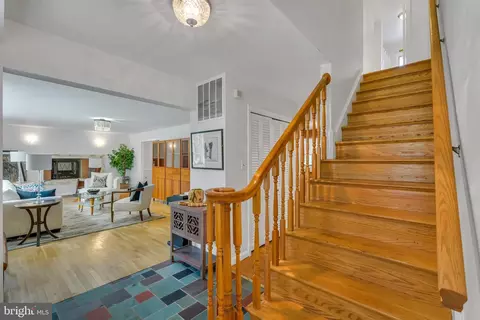 Entry Way - 4905 Smithwick Ln, Bowie, MD 20720 photo 2 of 9