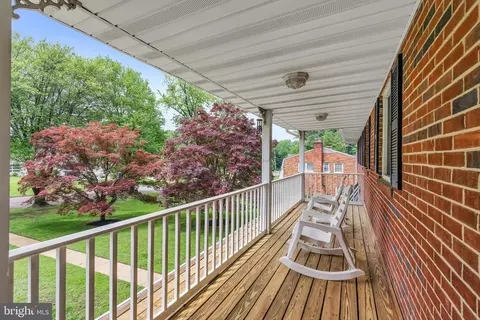 Exterior - 4905 Smithwick Ln, Bowie, MD 20720 photo 7 of 23