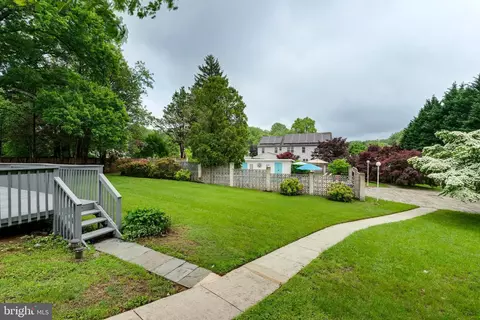 Exterior - 4905 Smithwick Ln, Bowie, MD 20720 photo 10 of 23