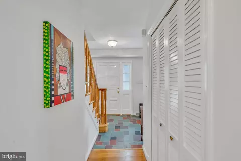Entry Way - 4905 Smithwick Ln, Bowie, MD 20720 photo 3 of 9