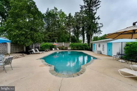 Exterior - 4905 Smithwick Ln, Bowie, MD 20720 photo 17 of 23