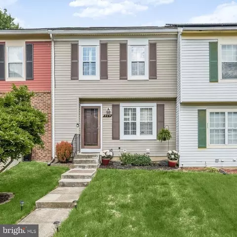 737 Saint Michaels Dr, Bowie, MD 20721