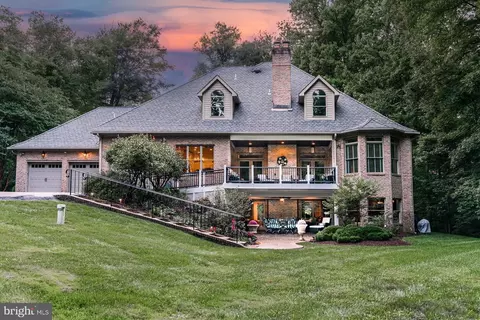 14409 Waynesford Dr, Marlboro, MD 20772
