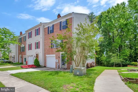 Exterior - 9213 Fairlane Pl, Laurel, MD 20708 photo 2 of 7