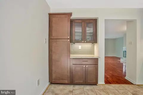 Kitchen - 9213 Fairlane Pl, Laurel, MD 20708 photo 4 of 5