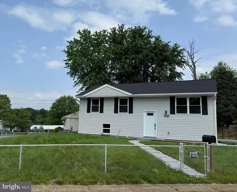 8110 Manson St, Landover, MD 20785