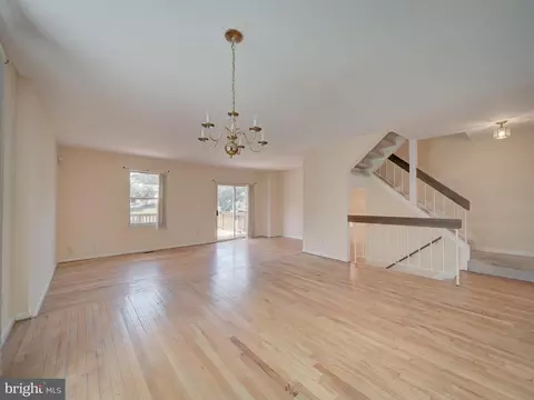 Living - 10512 Storch, Lanham, MD 20706 photo 2 of 11