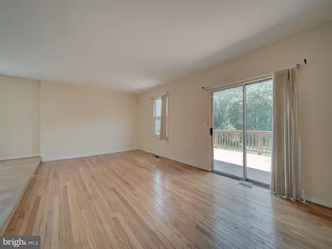 Living - 10512 Storch, Lanham, MD 20706 photo 8 of 11